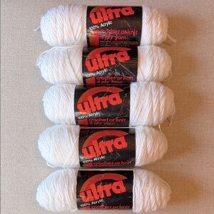 Vintage Ultra White Acrylic Yarn Set of 5 White